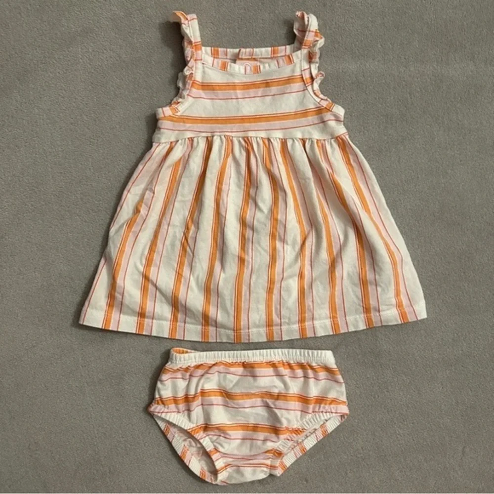 EUC Carter’s 2pc Baby Girl Sun Dress Set, Pink/Orange & White Stripe, 6-9 Months